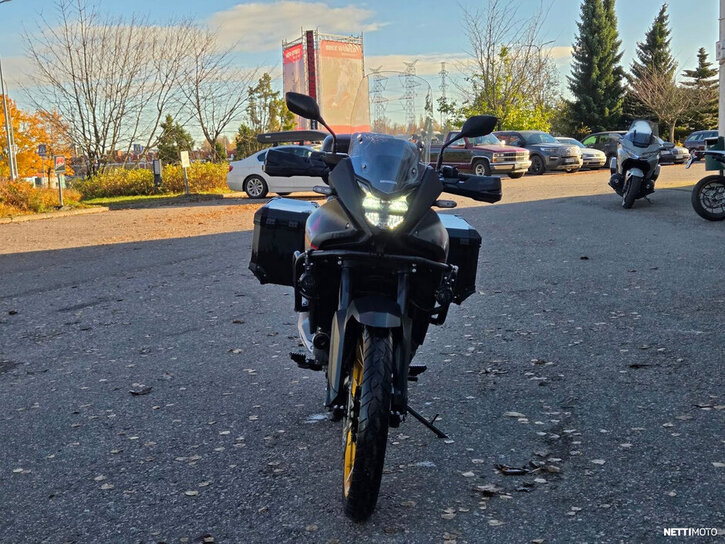 Moottoripyörä Honda XL 2023 27235675