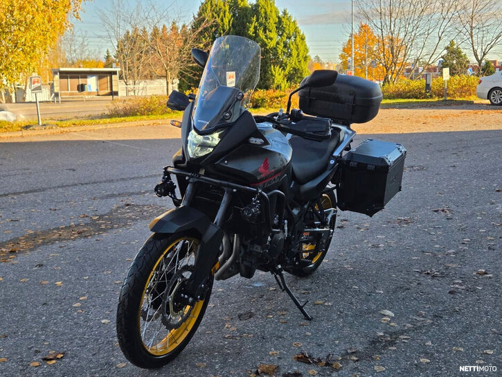 Moottoripyörä Honda XL 2023 27235680