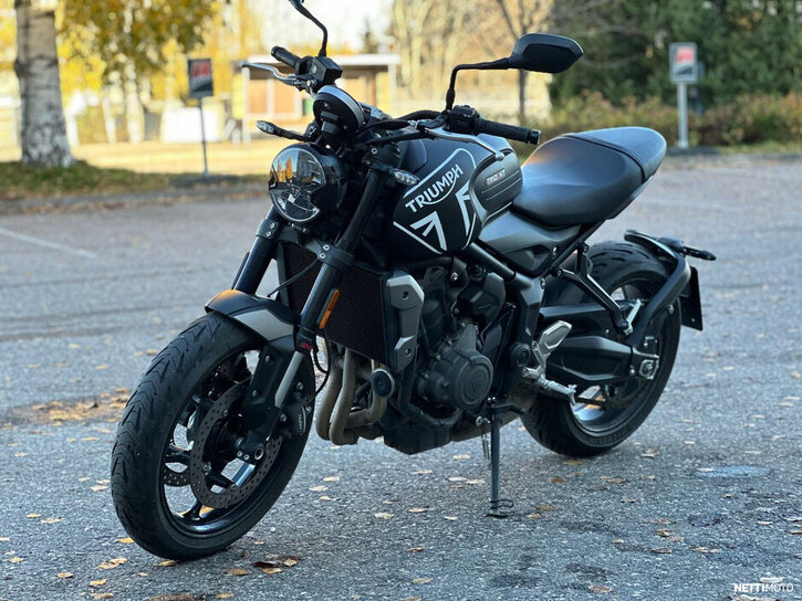 Moottoripyörä Triumph Trident 2021 27236495