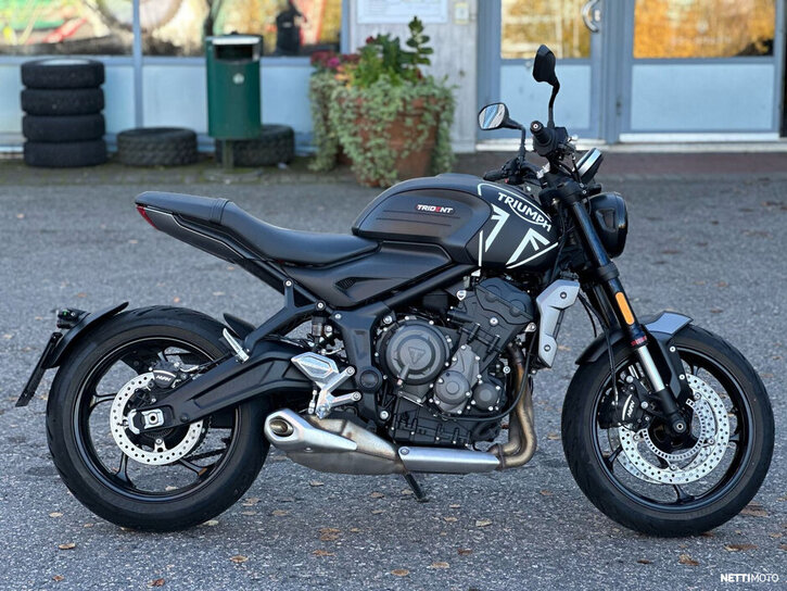 Moottoripyörä Triumph Trident 2021 27236500