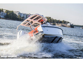 Moottorivene Nimbus T8 2024 3059082