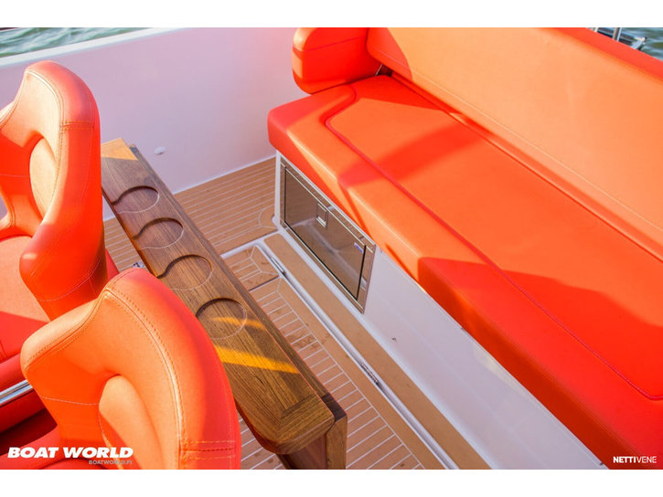 Moottorivene Nimbus T8 2024 3059092