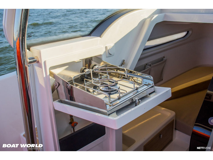 Moottorivene Nimbus T8 2024 3059095