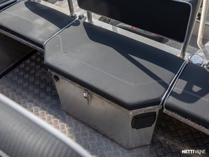 Moottorivene Silver Shark CCX 2026 3098685