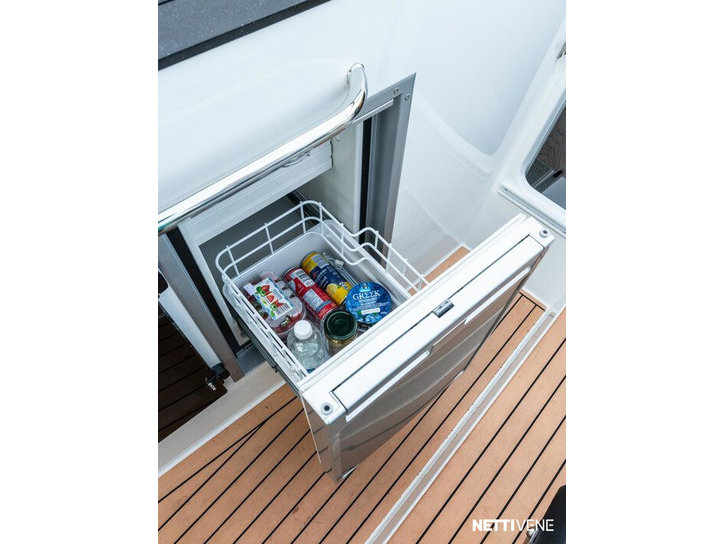 Moottorivene Silver Raptor 2026 3098701