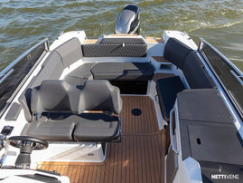 Moottorivene Silver Raptor 2026 3098728