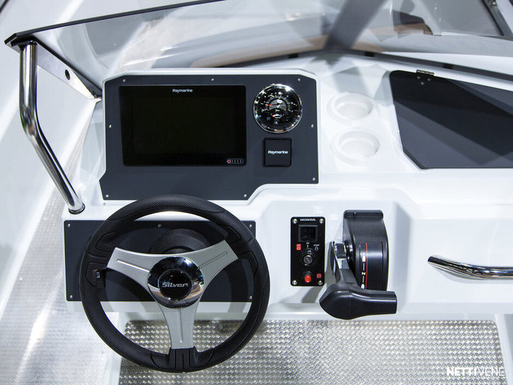 Moottorivene Silver Fox 2026 3098764