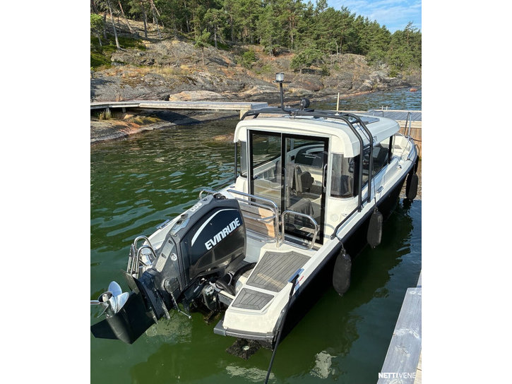 Moottorivene XO 240 RS Cabin 2013 3098786