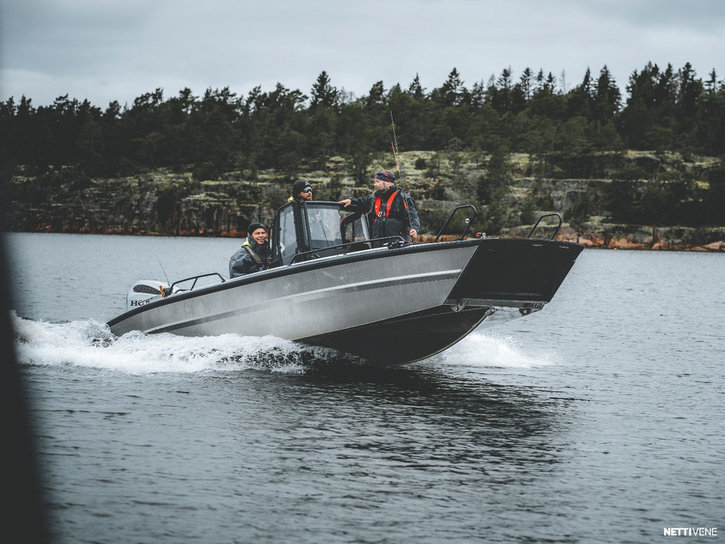 Moottorivene Faster 635 CC 2026 3109629