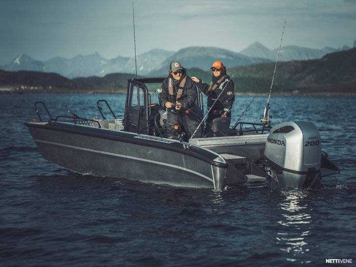 Moottorivene Faster 635 CC 2026 3109631