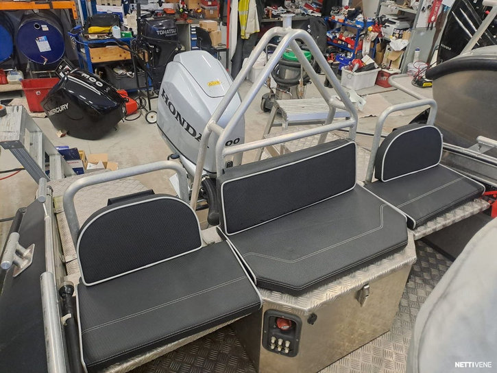 Moottorivene Silver Shark CCX 2021 3125542