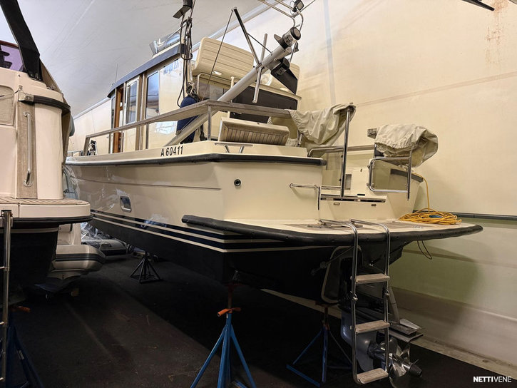 Moottorivene Targa 27.1 2010 3147381