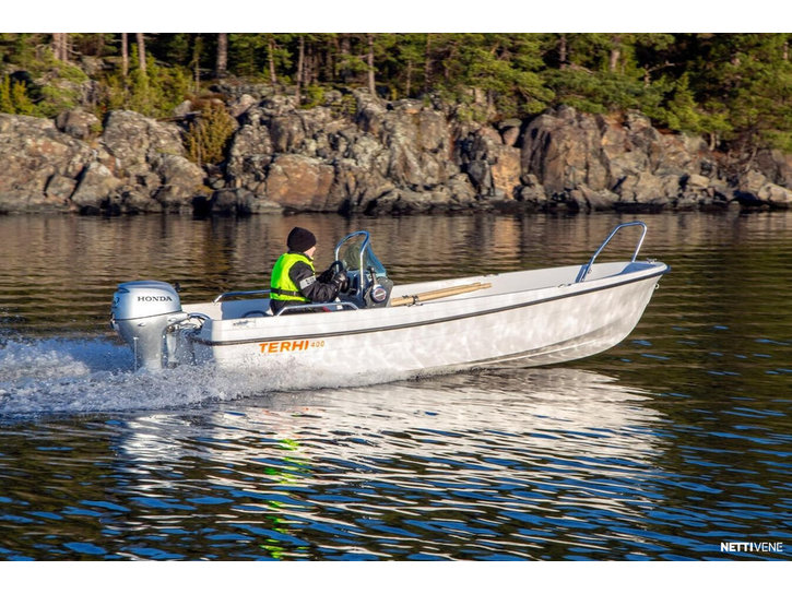 Moottorivene Terhi 400 2026 3150143