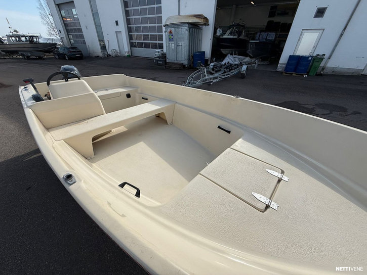 Moottorivene Willys  2007 3157490