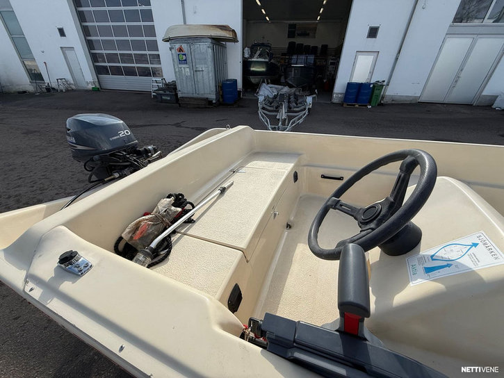 Moottorivene Willys  2007 3157491