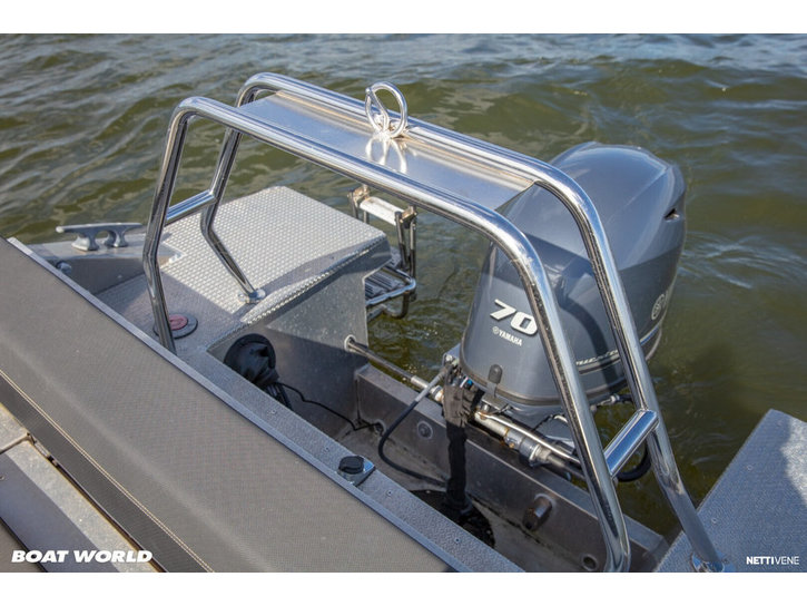 Moottorivene Buster X 2021 3220308