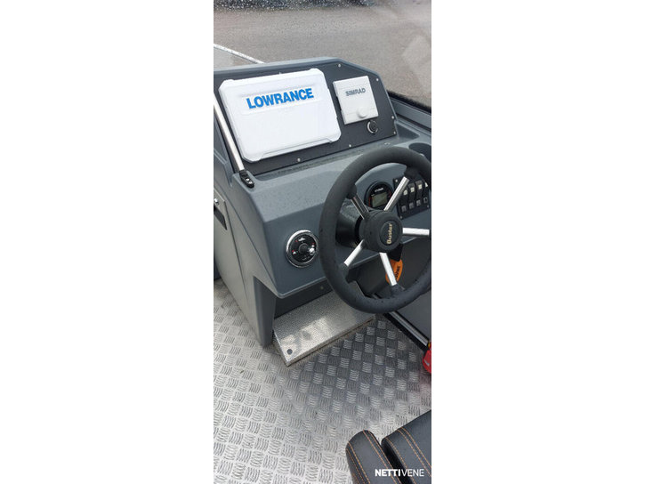 Moottorivene Buster XL 2019 3255510