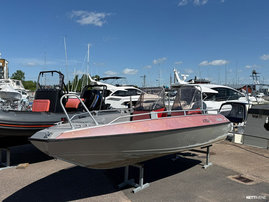 Buster L 2 1037236