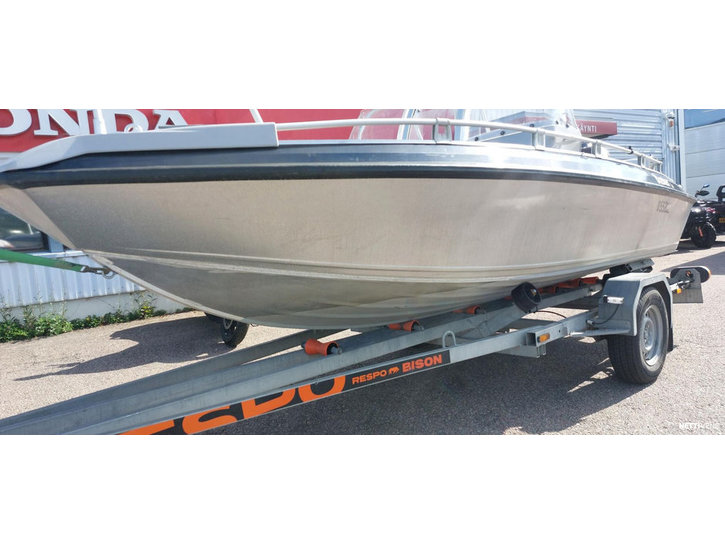 Moottorivene Buster LX 2011 3304150