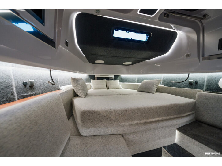 Moottorivene Axopar 45 XC Cross Cabin 2027 3332628