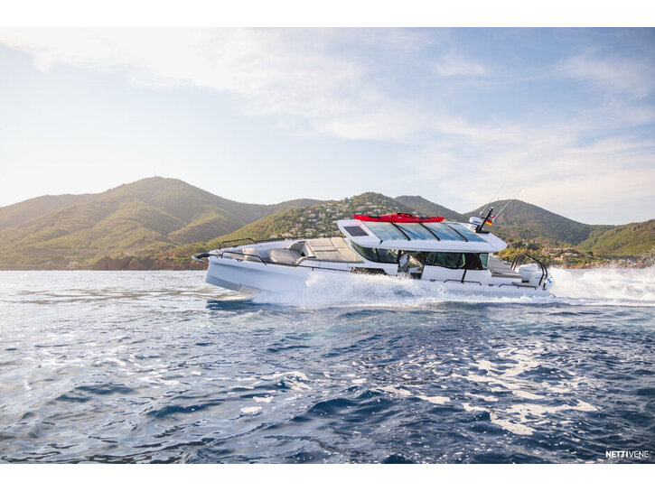 Moottorivene Axopar 45 XC Cross Cabin 2027 3332633
