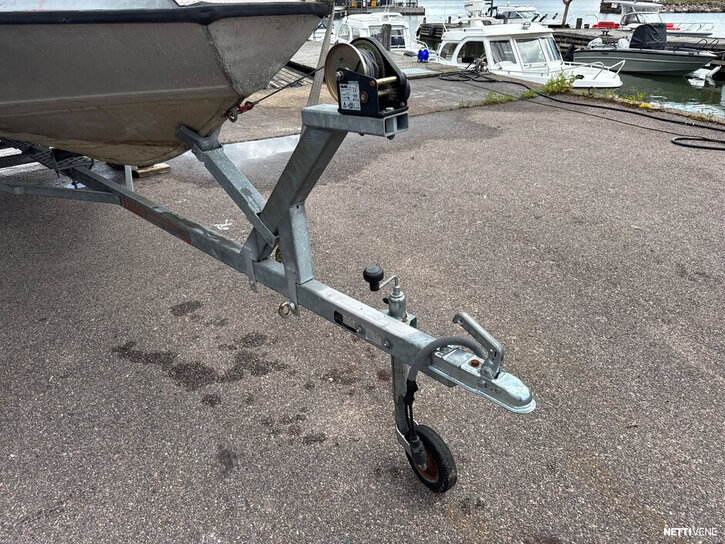 Moottorivene Buster L  1994 3353856