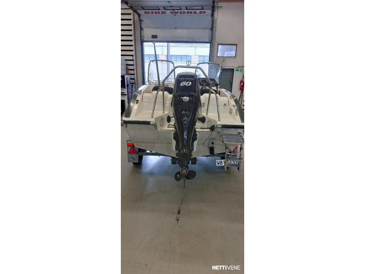 Moottorivene Drive 50 2012 3355251