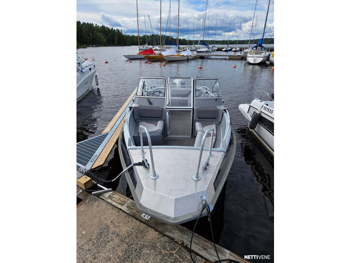 Moottorivene Buster Magnum 2006 3389644