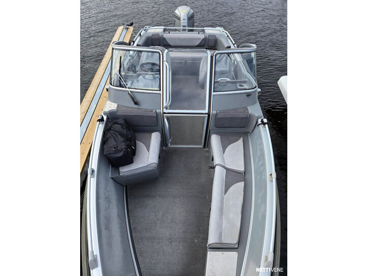 Moottorivene Buster Magnum 2006 3389648