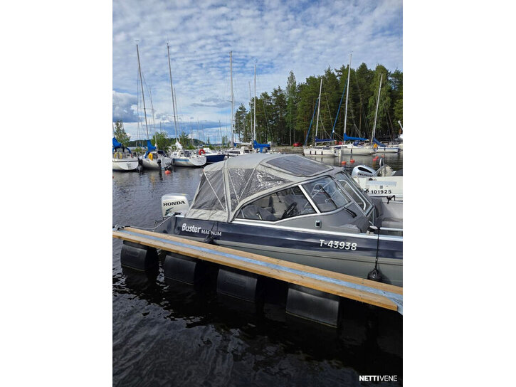 Moottorivene Buster Magnum 2006 3389658