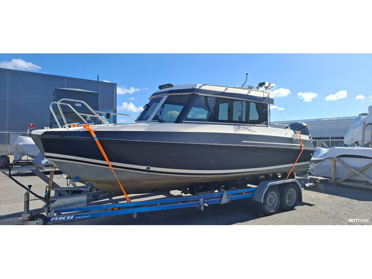Moottorivene Buster Cabin  2017 3450794