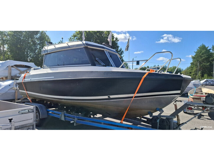 Moottorivene Buster Cabin  2017 3450797