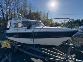 Bella Falcon 26  1054440