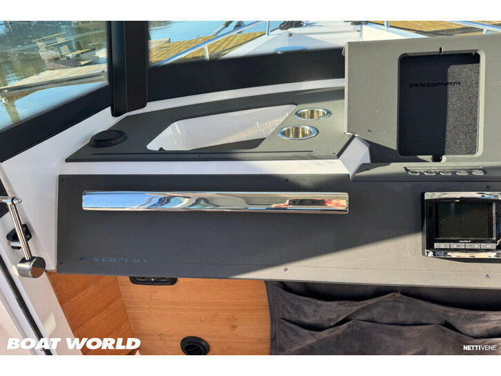 Moottorivene Axopar 28 Cabin 2015 3501063