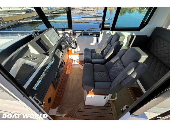 Moottorivene Axopar 28 Cabin 2015 3501065