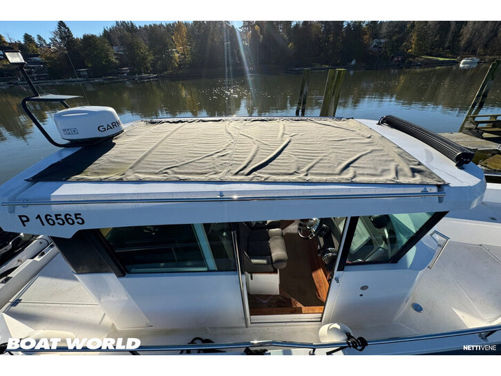 Moottorivene Axopar 28 Cabin 2015 3501067