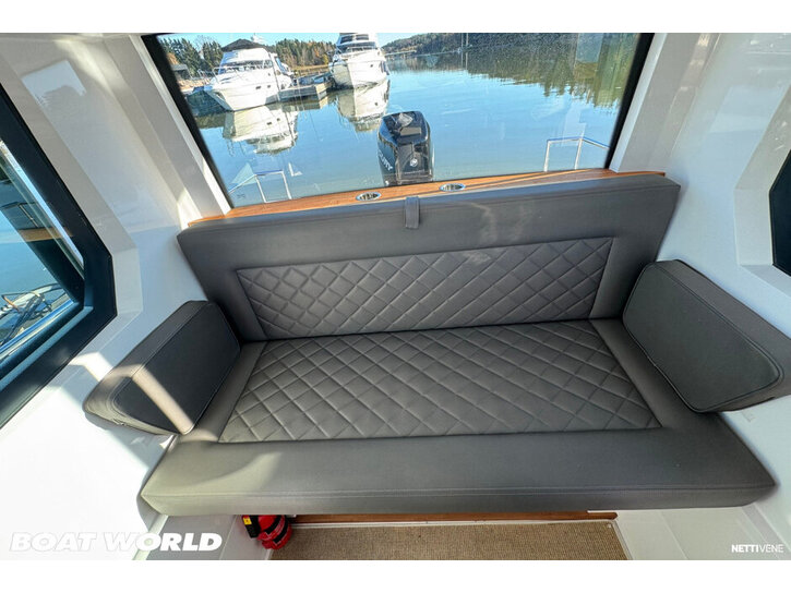 Moottorivene Axopar 28 Cabin 2015 3501070