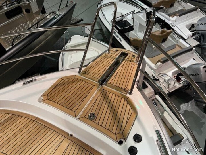 Moottorivene Nimbus 365 2026 1610345