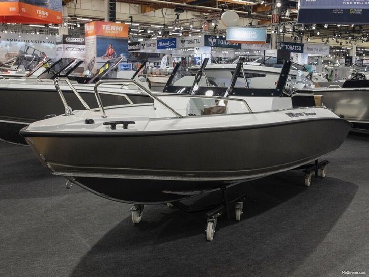 Moottorivene Silver Beaver BR 2026 876867