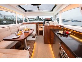 Moottorivene Nimbus 405 Flybridge 2024 1215944