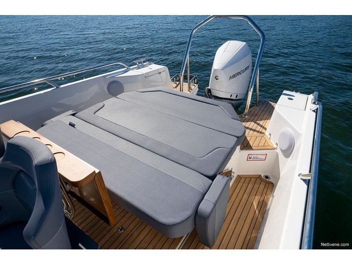 Moottorivene Nimbus T8 2026 1216248