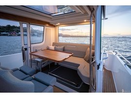 Moottorivene Nimbus C9 2025 1216301
