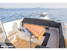 Moottorivene Nimbus W9 2026 2613957