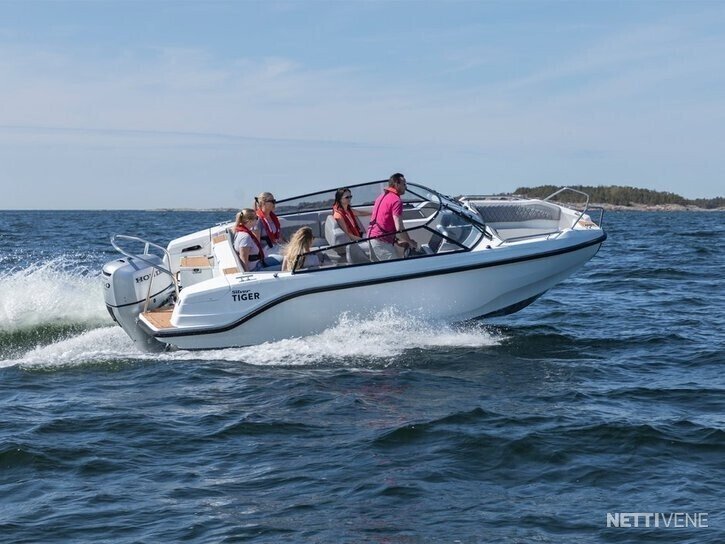 Moottorivene Silver  2026 2207249