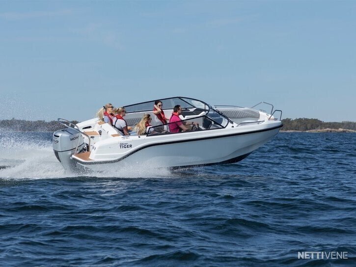 Moottorivene Silver  2026 2207250