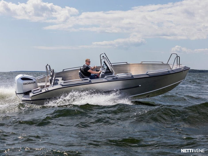 Moottorivene Silver SeaHawk CCX 2026 3053973