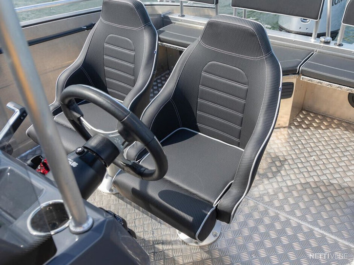 Moottorivene Silver SeaHawk CCX 2026 2300026