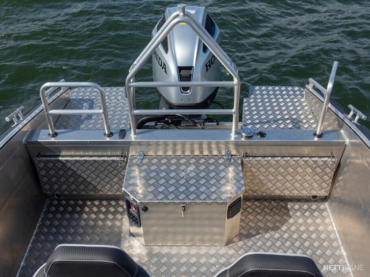 Moottorivene Silver SeaHawk CCX 2026 2300029