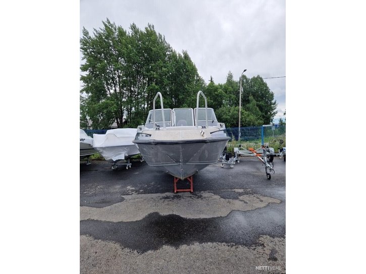 Moottorivene Buster Magnum 2007 2514415