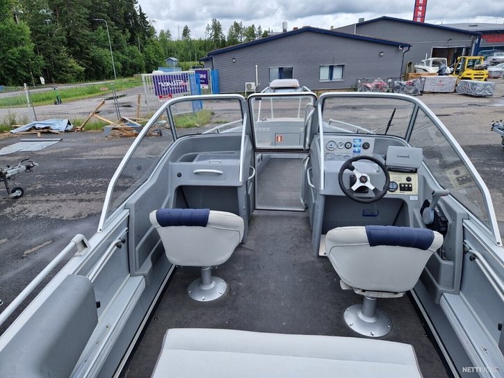 Moottorivene Buster Magnum 2007 2514417